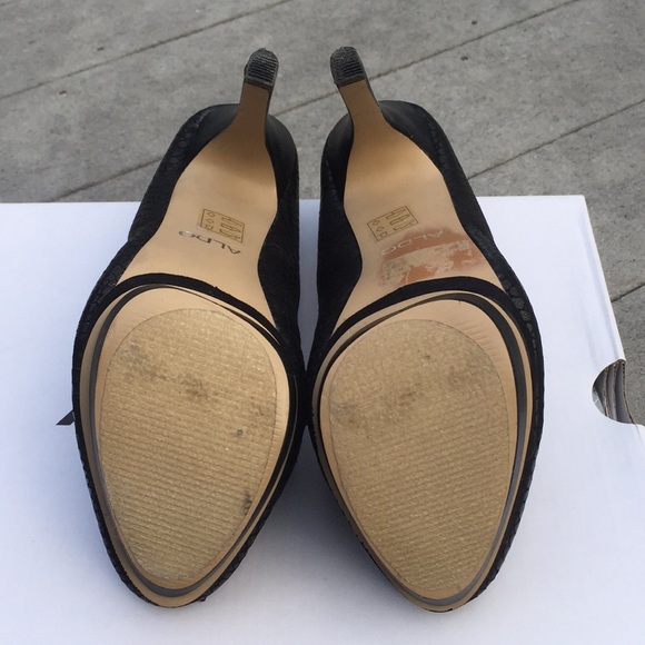 Black Aldo Heels - Picture 6 of 8
